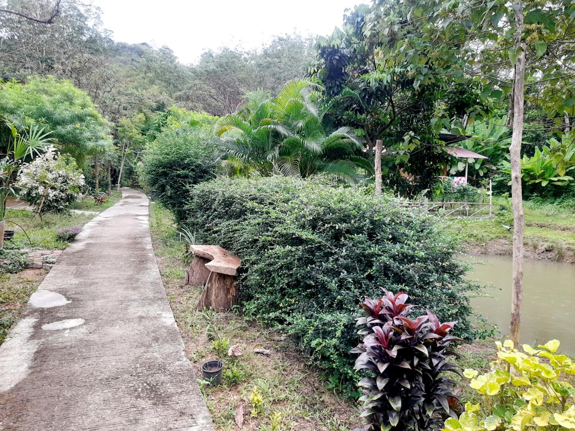 Koh Mook Bamboo Bungalows Ko Mook Exterior foto